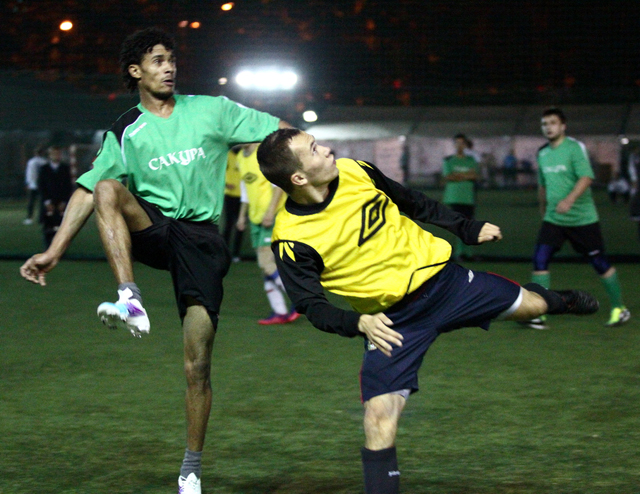 Любительская лига Чемпионат. КОМ 2011 год. Лео-клиник